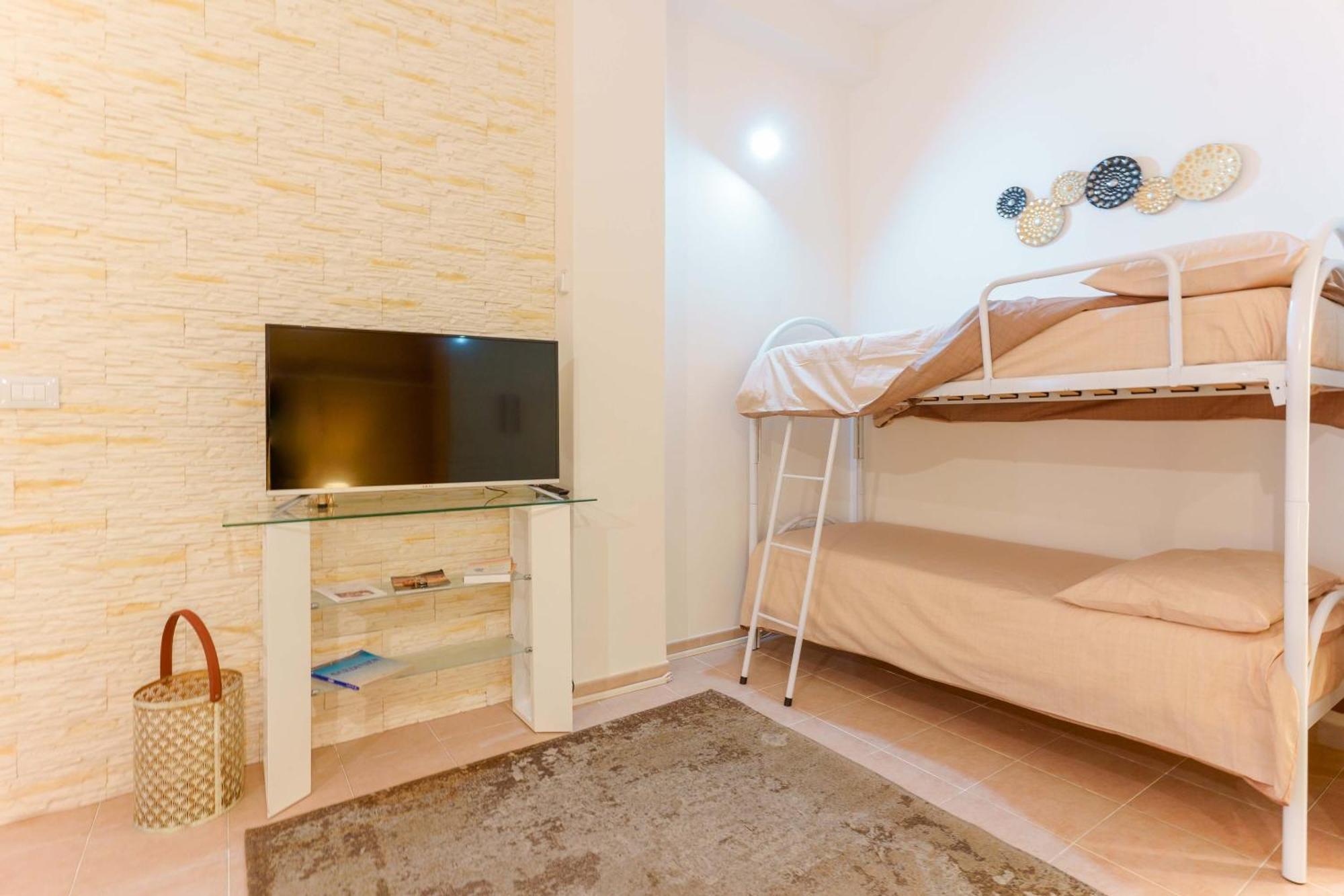 Montellino'S Suite Oro SantʼAntìoco Exterior foto