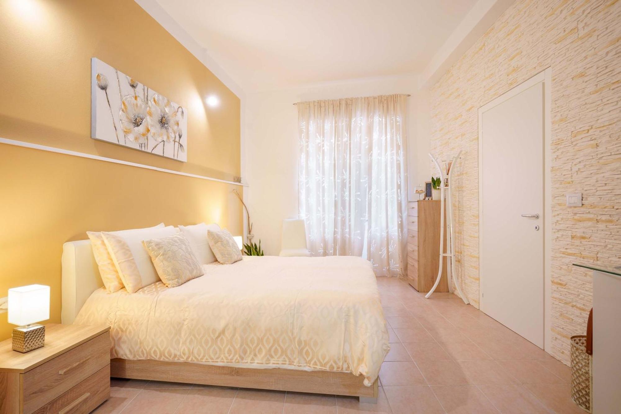 Montellino'S Suite Oro SantʼAntìoco Exterior foto